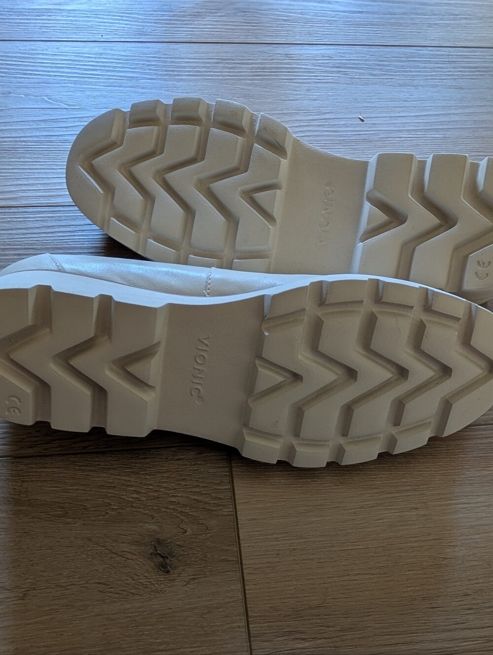Vionic Kensley Cream Nappa Loafers - Picture 5 of 6